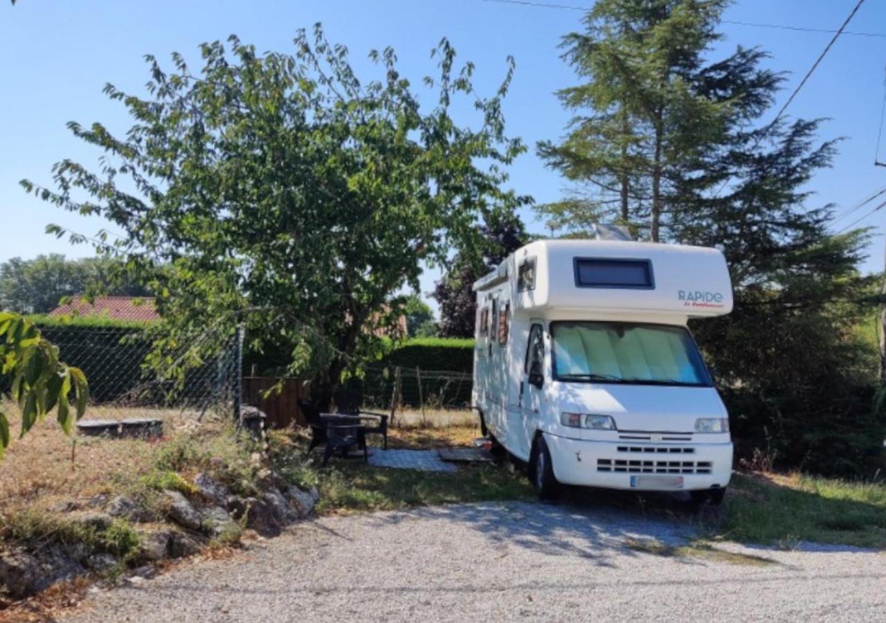 Charmant Camping-Car A La Campagne Labessiere-Candeil Kültér fotó